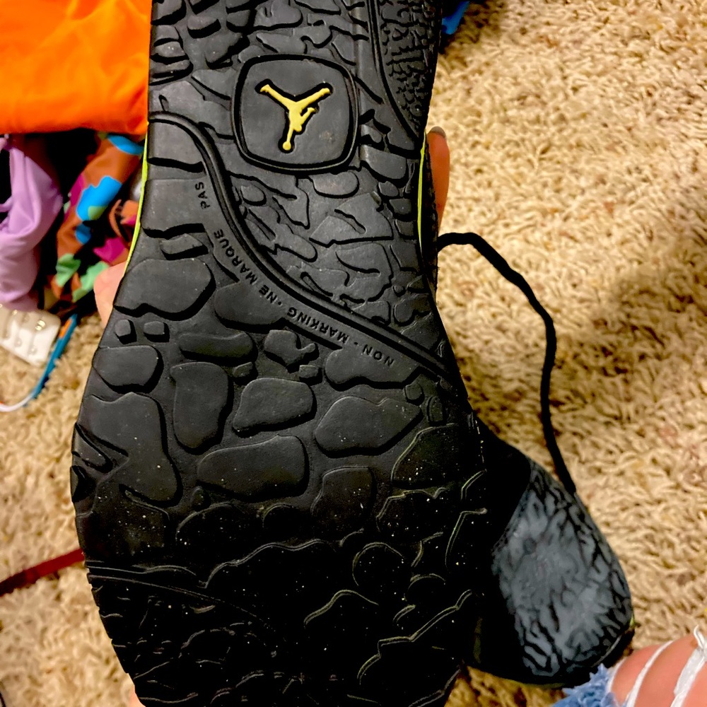 Size 6y 8 women’s